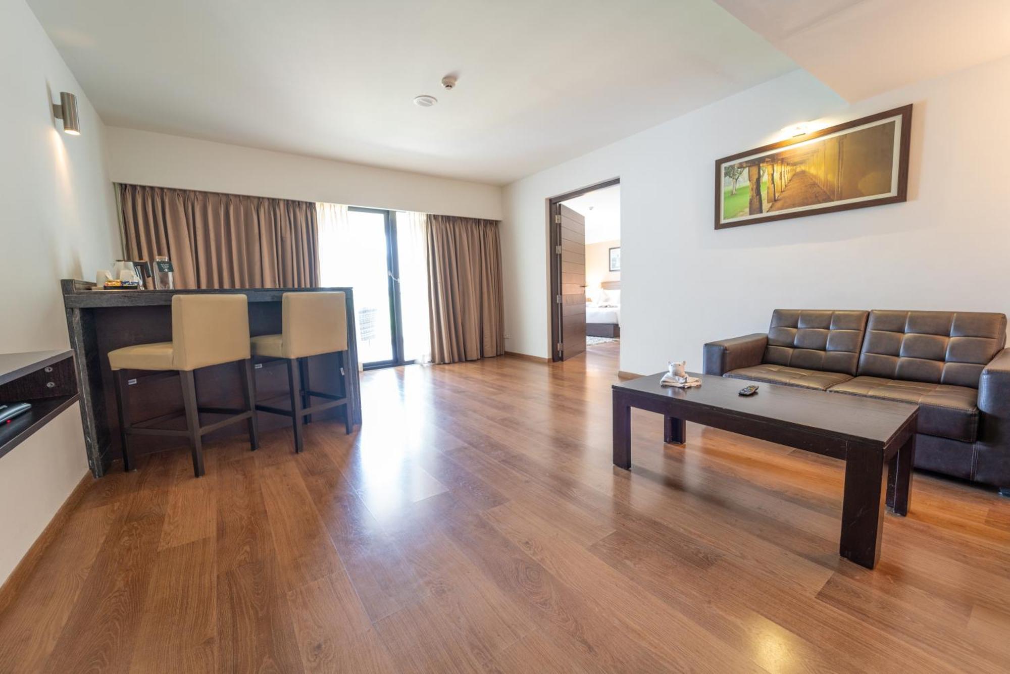 Signature Club Resort Devanahalli Eksteriør bilde
