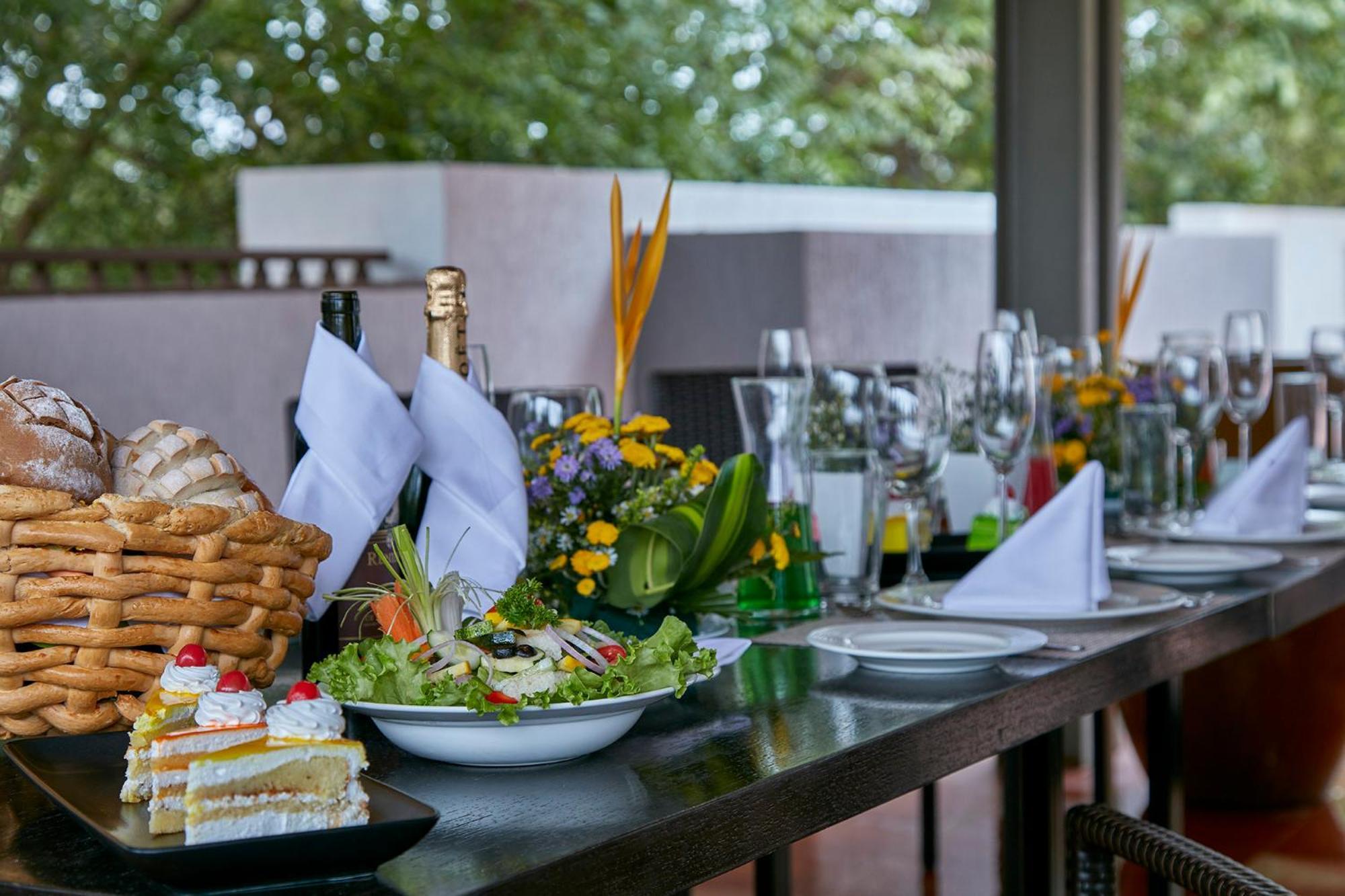 Signature Club Resort Devanahalli Eksteriør bilde