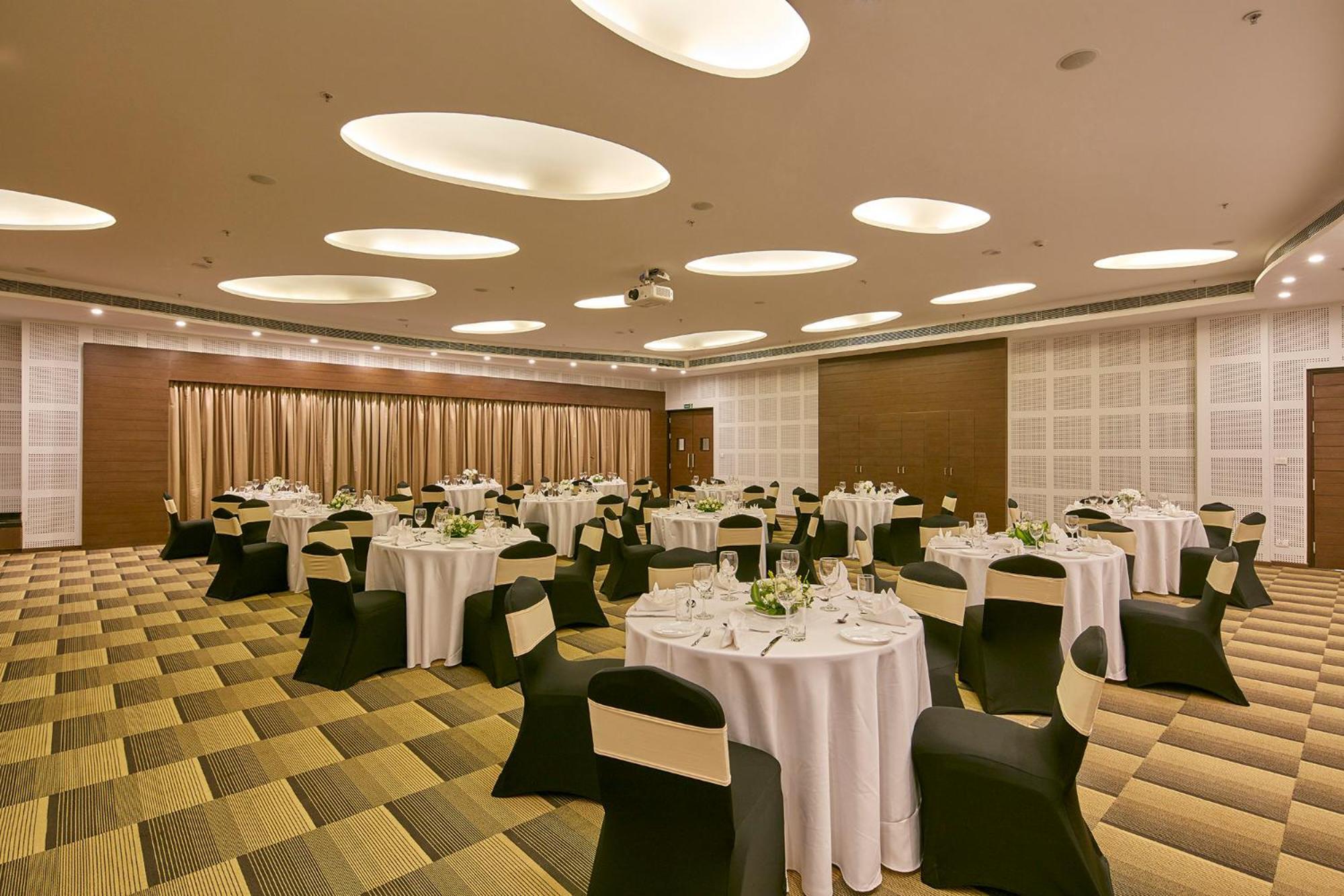 Signature Club Resort Devanahalli Eksteriør bilde