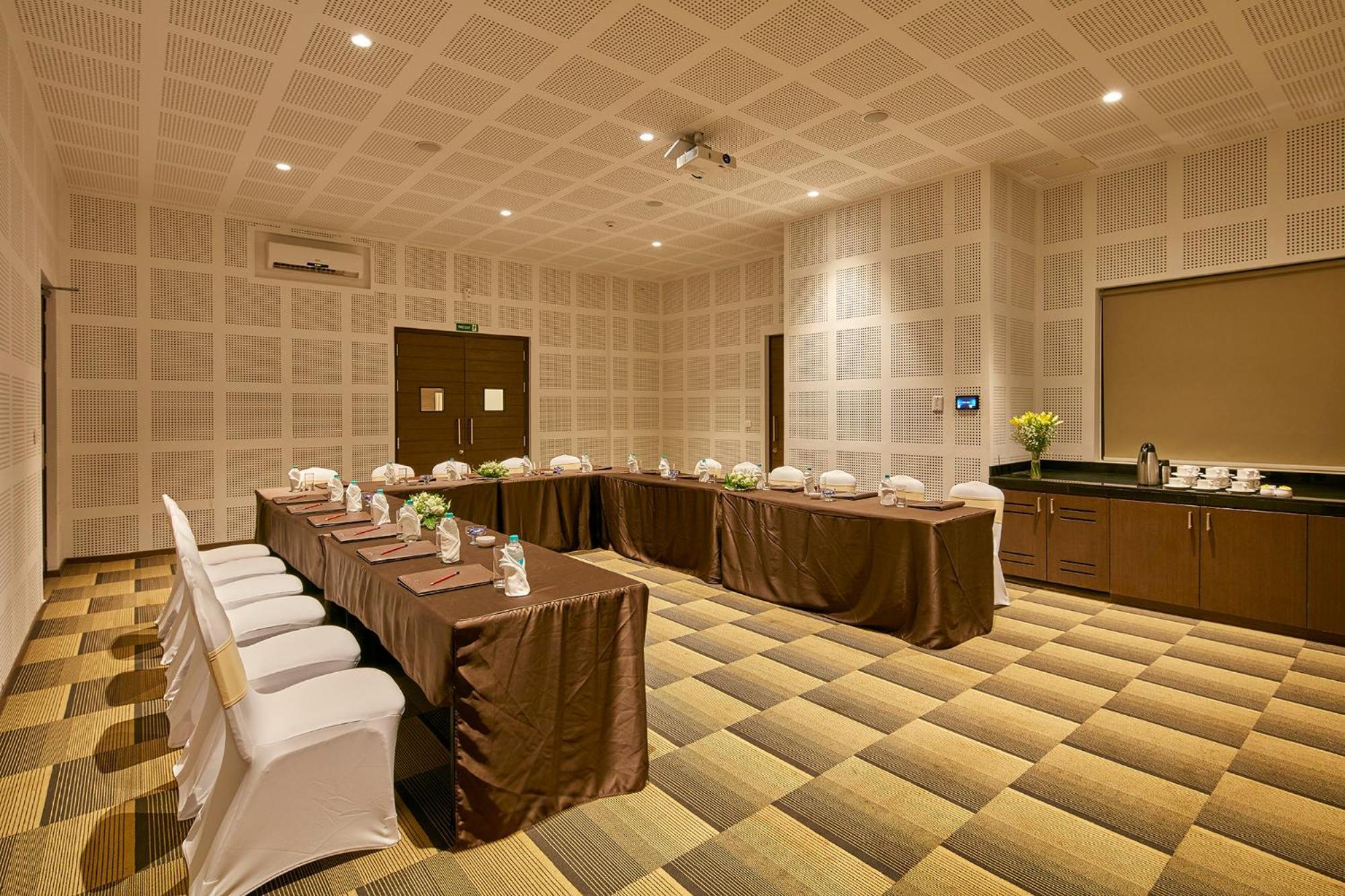 Signature Club Resort Devanahalli Eksteriør bilde