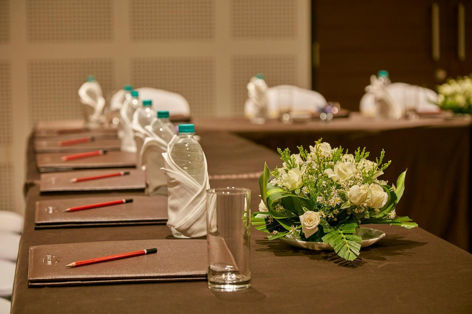 Signature Club Resort Devanahalli Eksteriør bilde